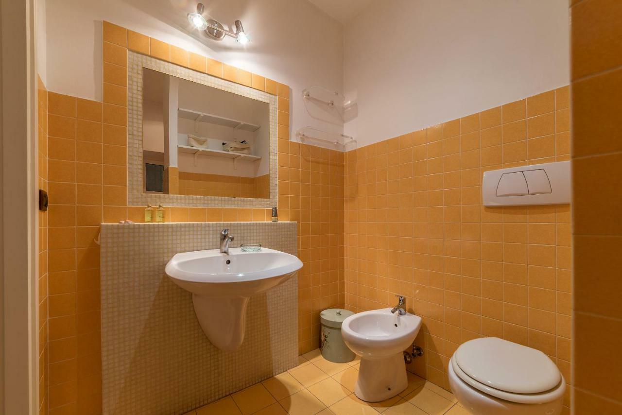 Colosseo & San Clemente Cozy Flat Rome Buitenkant foto